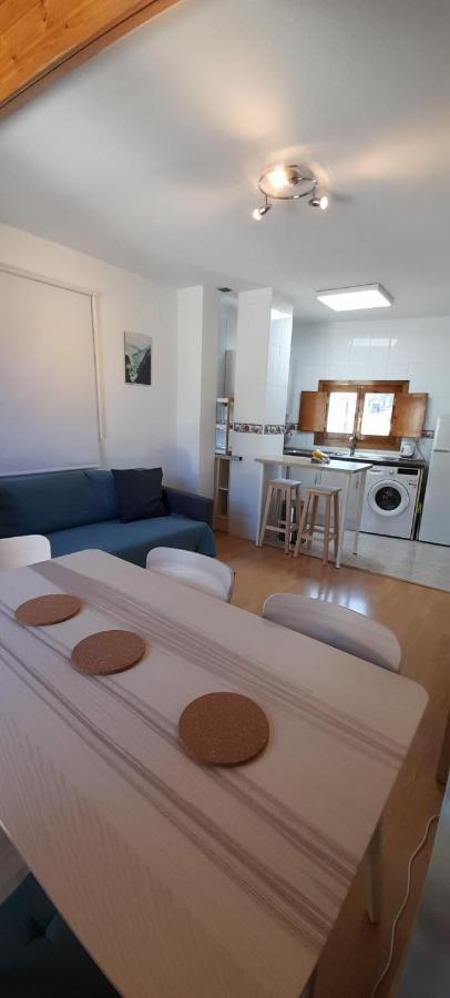 Aras Biescas Apartamento Exterior foto